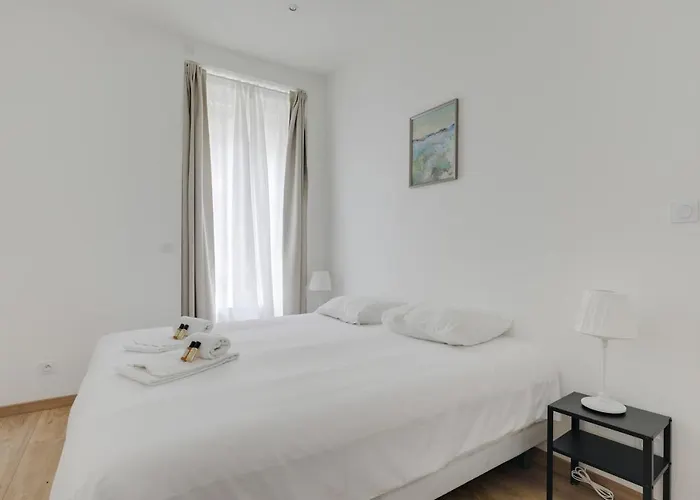 Guestready - 1-br, 5 Minutes From Train Station דירה *