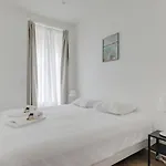 Guestready - 1-br, 5 Minutes From Train Station Appartement